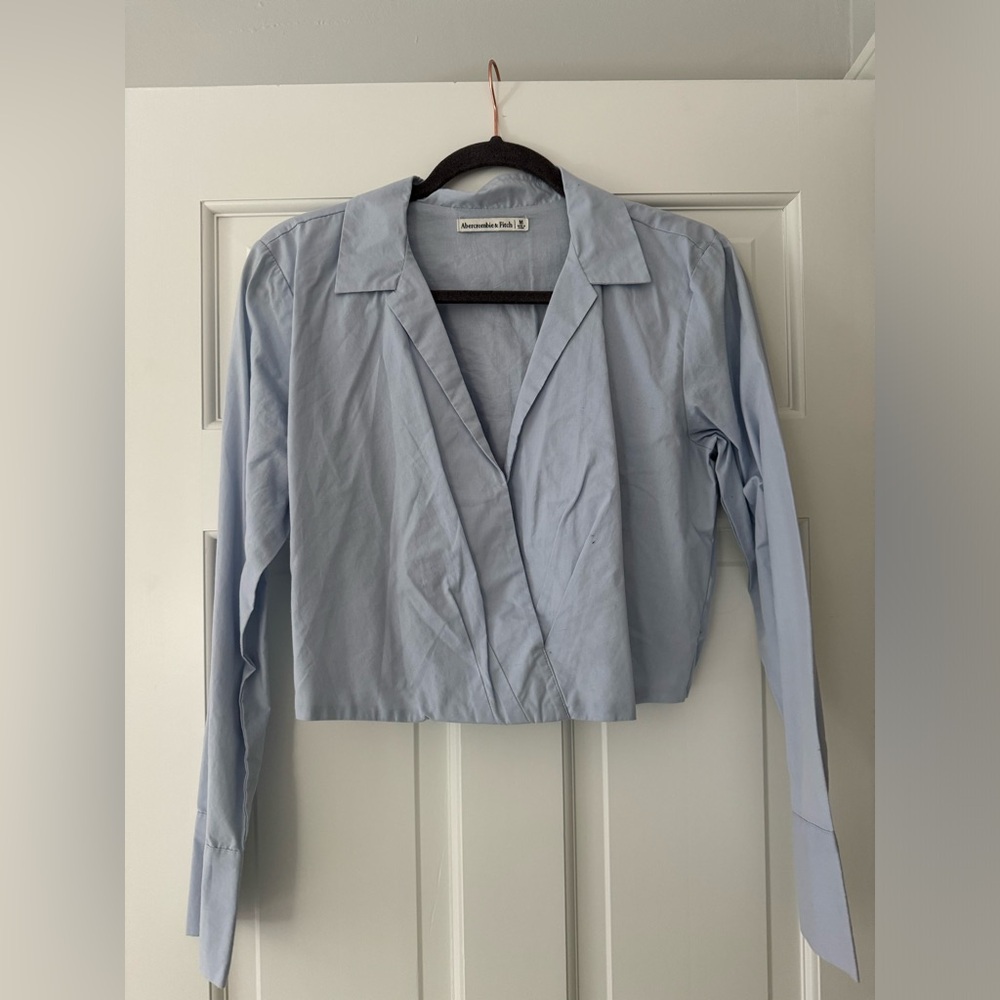 Abercrombie collared crop top